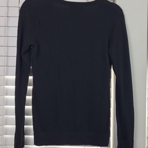 Banana Republic Black V-Neck Pullover with fine italian yarn by FILPUCCI.Size S - Picture 7 of 7